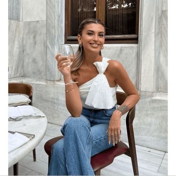 Zara white asymmetric bow top Blogger favorite NWT - Picture 1 of 8